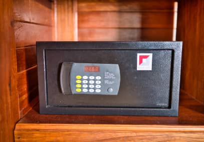 Superior%20 %20soap%20dispenser_417_web60%25