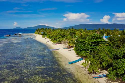 Excursion no. 4: Arborek, with the church on the right